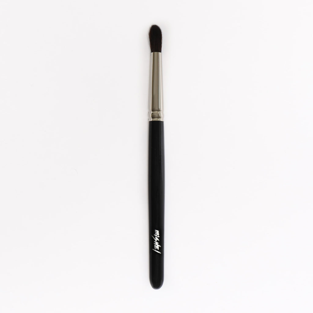 Long Soft Eyeshadow Tapered Blender Brush